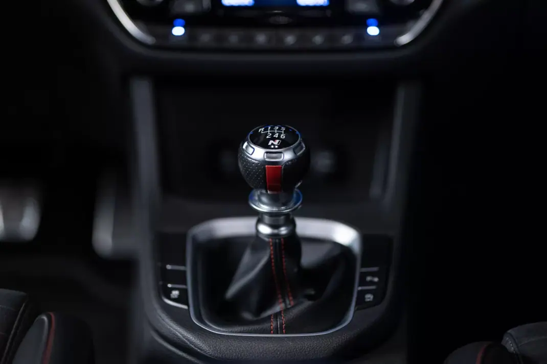 Hyundai i30 Fastback N 2021 - 32000 EUR, 85000 km - AUTO.MOTO.pt - 85000km - foto 17 de 25