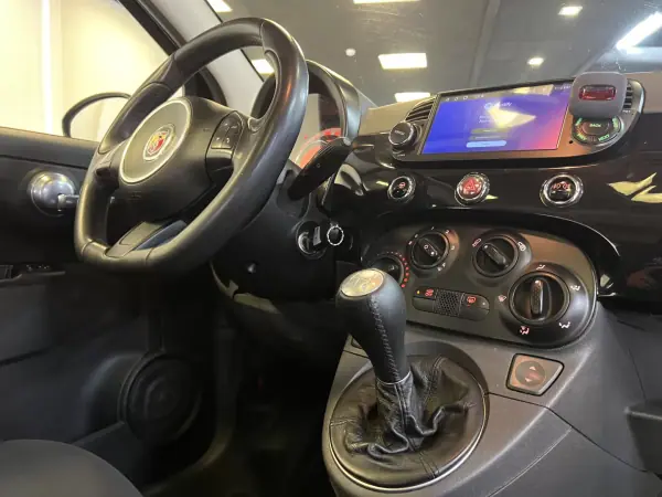 Fiat 500 2008 - 7990 EUR, 140000 km - AUTO.MOTO.pt - 140000km - foto 21 de 38