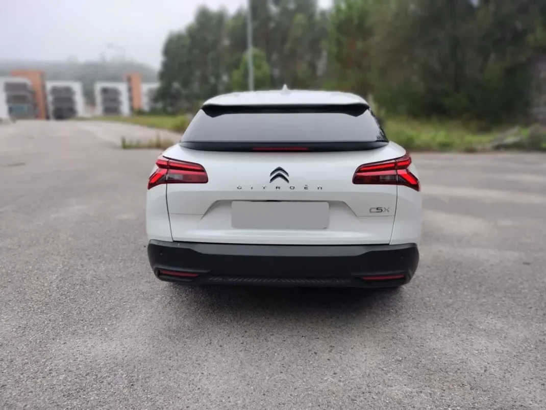 Citroën C5 X 2023 - 35000 EUR, 6500 km - AUTO.MOTO.pt - 6500km - foto 7 de 29