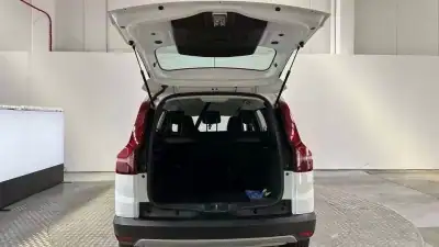 Dacia Jogger 2023 - 15999 EUR, 110000 km - AUTO.MOTO.pt - 110000km - foto 25 de 29