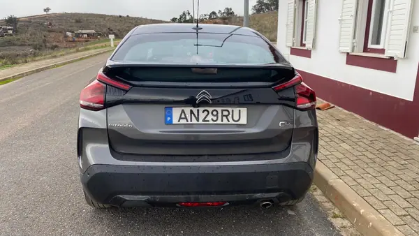 Citroën C4 2022 - 17000 EUR, 96230 km - 96230km - foto 2 de 6