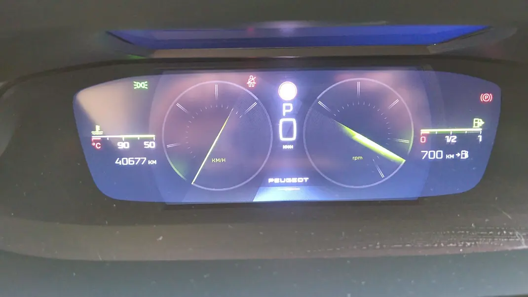 Peugeot 308 SW 2022 - 21000 EUR, 41000 km - 41000km - foto 9 de 10