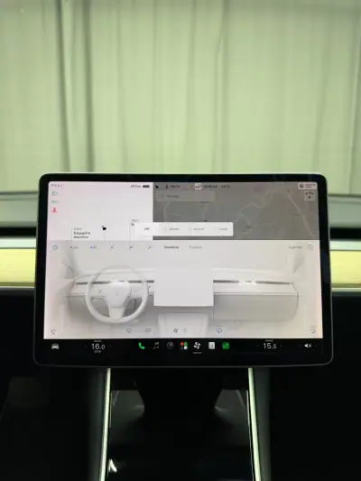 Tesla Model 3 2019 - 19250 EUR, 158000 km - AUTO.MOTO.pt - 158000km - foto 12 de 23