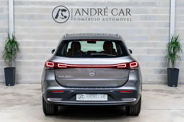 Mercedes-Benz EQA 2023 - 32950 EUR, 41153 km - AUTO.MOTO.pt - 41153km - foto 8 de 52
