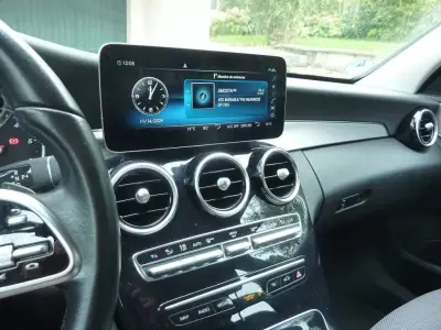 Mercedes-Benz C 300 2020 - 28900 EUR, 90842 km - AUTO.MOTO.pt - 90842km - foto 17 de 27