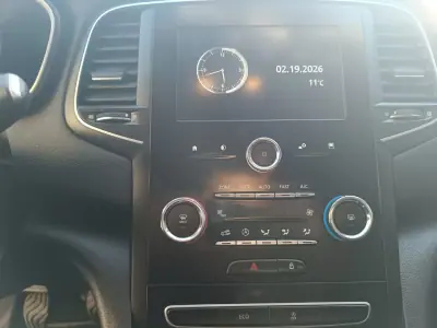 Renault Mégane 2019 - 12900 EUR, 192111 km - AUTO.MOTO.pt - 192111km - foto 22 de 26