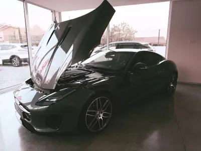 Jaguar F-Type 2018 - 46000 EUR, 64300 km - AUTO.MOTO.pt - 64300km - foto 40 de 135