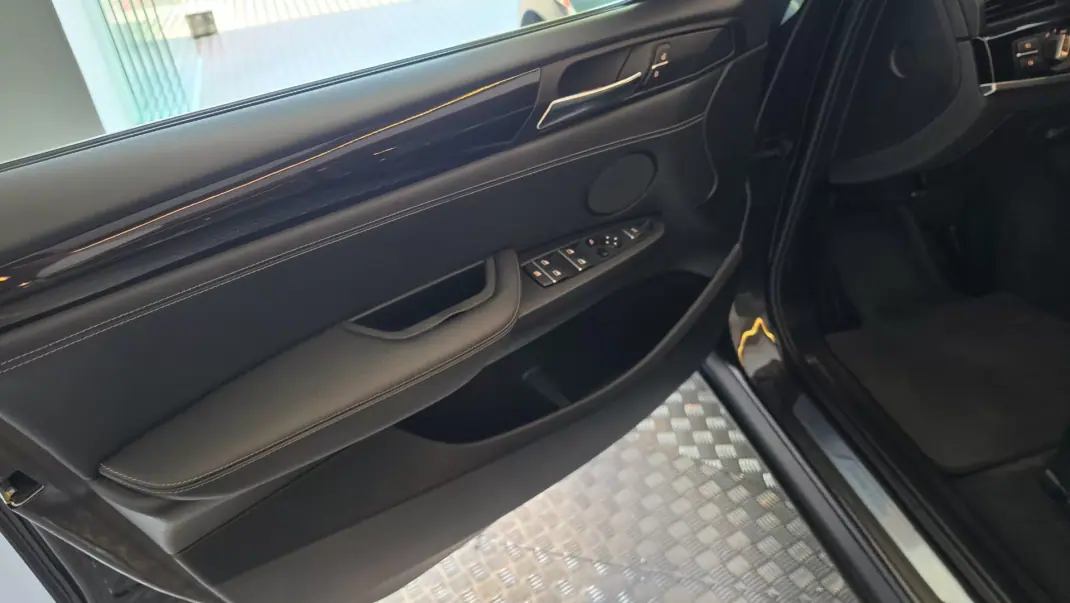 BMW X4 2017 - 29900 EUR, 47011 km - 47011km - foto 39 de 70