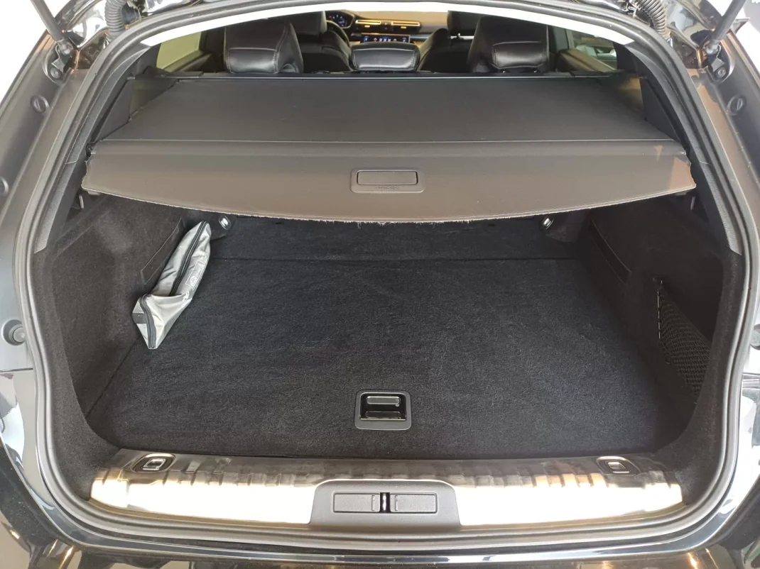 Peugeot 508 SW 2019 - 19500 EUR, 80000 km - AUTO.MOTO.pt - 80000km - foto 17 de 35