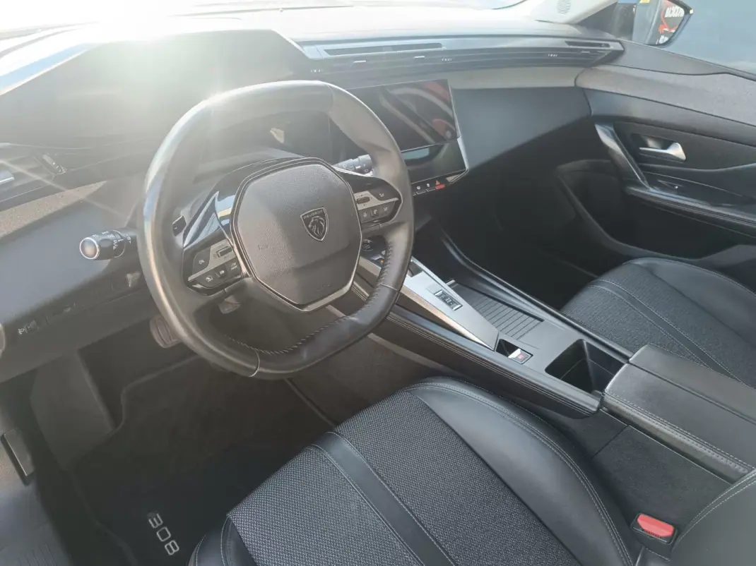 Peugeot 308 SW 2022 - 18900 EUR, 84822 km - AUTO.MOTO.pt - 84822km - foto 33 de 39