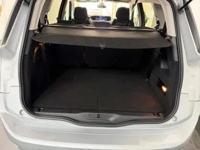 Citroën C4 Grand Picasso 2015 - 12990 EUR, 114000 km - AUTO.MOTO.pt - 114000km - foto 5 de 20