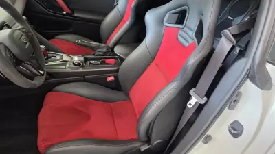 Nissan GT-R 2017 - 300000 EUR, 30685 km - 30685km - foto 45 de 69