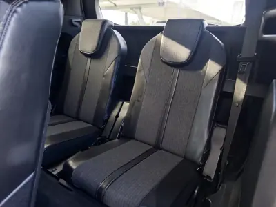 Peugeot 5008 2018 - 18990 EUR, 164000 km - AUTO.MOTO.pt - 164000km - foto 45 de 48