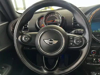 MINI Clubman 2016 - 14600 EUR, 126426 km - AUTO.MOTO.pt - 126426km - foto 8 de 23
