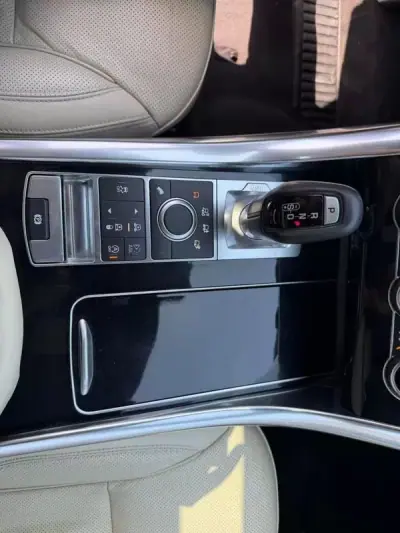 Land Rover Range Rover Sport 2015 - 33900 EUR, 157000 km - AUTO.MOTO.pt - 157000km - foto 4 de 18