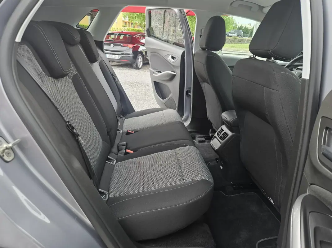 Opel Grandland X 2020 - 18800 EUR, 53900 km - AUTO.MOTO.pt - 53900km - foto 19 de 41