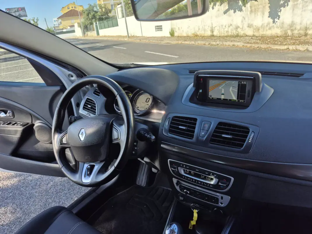 Renault Mégane Sport Tourer 2014 - 7690 EUR, 218593 km - 218593km - foto 11 de 17