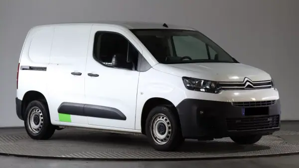 Citroën Berlingo 1.5 Bluehdi M Clube 102cv 2020 - 9747 EUR, 132000 km - AUTO.MOTO.pt - 132000km - foto 2 de 7