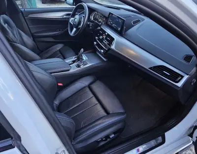 BMW 520 2018 - 30500 EUR, 86000 km - foto 5 de 26