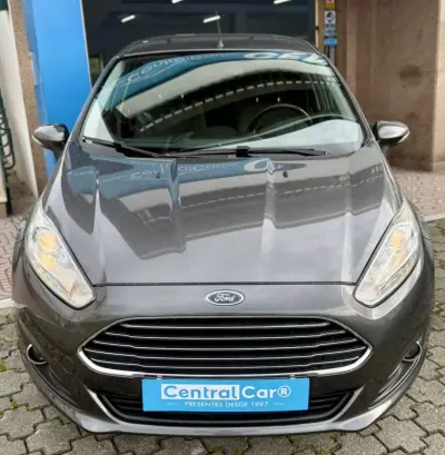 Ford Fiesta 2016 - 9950 EUR, 92000 km - AUTO.MOTO.pt - 92000km - foto 4 de 26