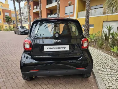 Smart Fortwo Cabrio 2017 - 10480 EUR, 120000 km - AUTO.MOTO.pt - 120000km - foto 5 de 8