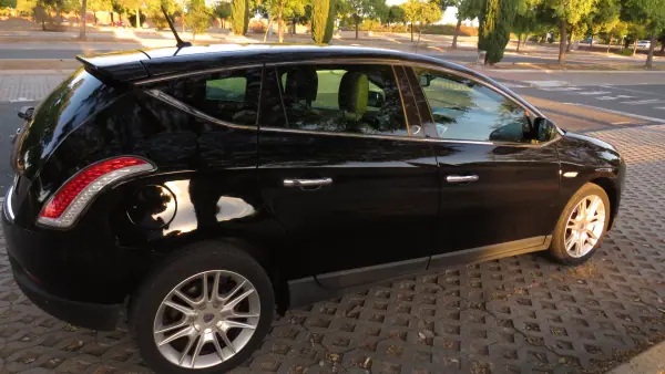 Lancia Delta 1.6 M-Jet Platino 2009 Diesel