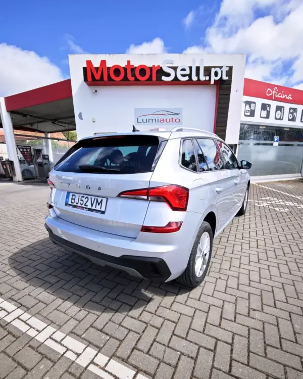Skoda Kamiq 2024 - 21400 EUR, 42000 km - AUTO.MOTO.pt - 42000km - foto 2 de 11
