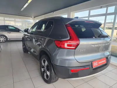Volvo XC 40 2019 - 23850 EUR, 132000 km - AUTO.MOTO.pt - 132000km - foto 7 de 35