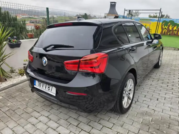 BMW 116 2018 - 16900 EUR, 135419 km - AUTO.MOTO.pt - 135419km - foto 45 de 73