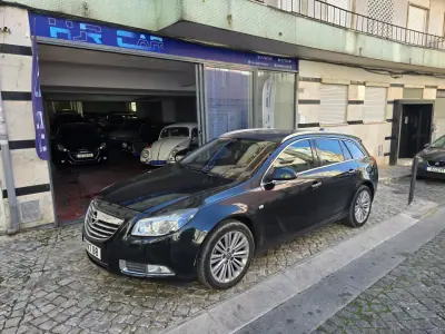 Opel Insignia Sports Tourer 2013 - 6000 EUR, 229000 km - foto 1 de 23