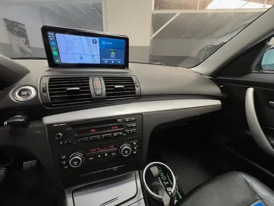 BMW 120 2009 - 11999 EUR, 261000 km - AUTO.MOTO.pt - 261000km - foto 7 de 10