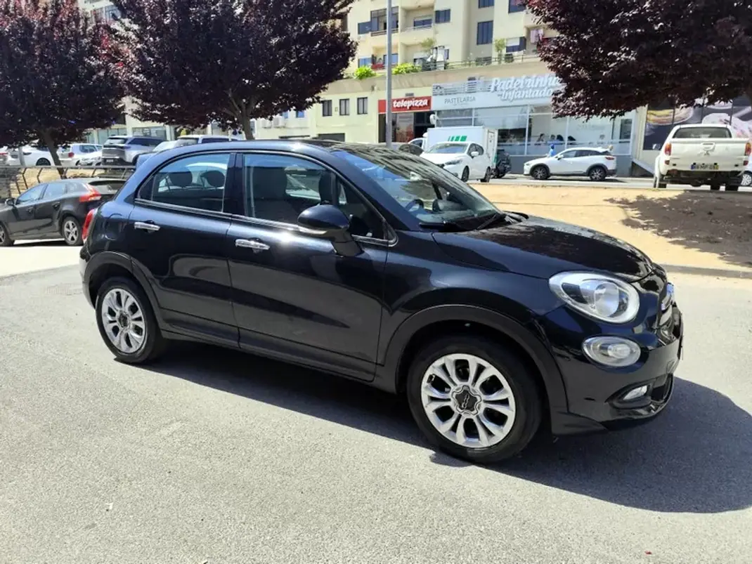 Fiat 500X 2015 - 9980 EUR, 159000 km - AUTO.MOTO.pt - 159000km - foto 11 de 22