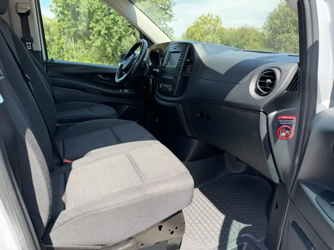 Mercedes-Benz Vito Tourer 2020 - 42500 EUR, 105000 km - 105000km - foto 13 de 14