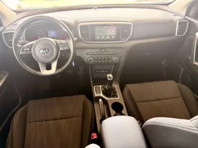 Kia Sportage 2019 - 17950 EUR, 97300 km - 97300km - foto 5 de 11