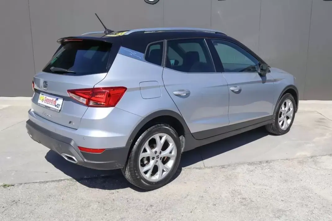 SEAT Arona 2023 - 17900 EUR, 28374 km - 28374km - foto 12 de 25