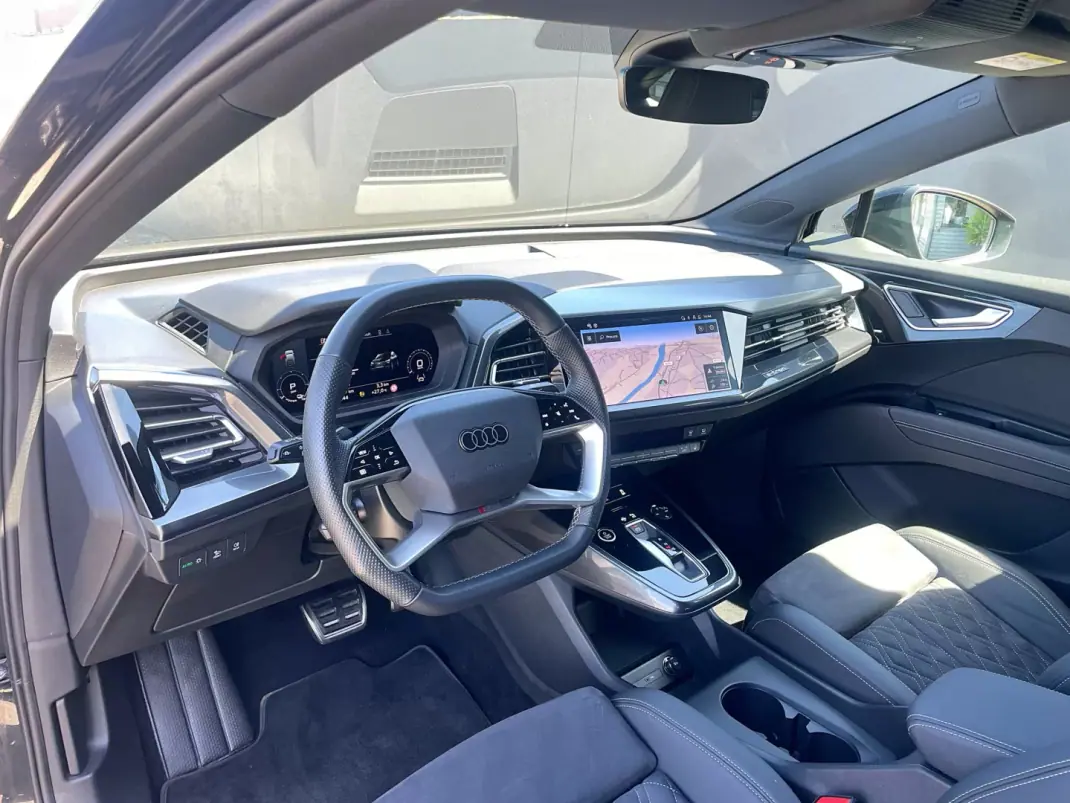 Audi Q4 Sportback e-tron 2022 - 41000 EUR, 54000 km - AUTO.MOTO.pt - 54000km - foto 17 de 28