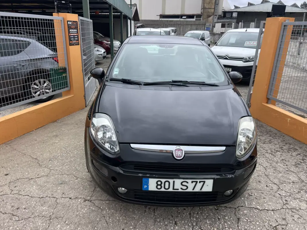 Fiat Punto Evo 2011 - 3900 EUR, 218885 km - 218885km - foto 3 de 7