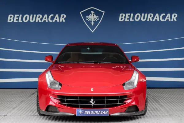 Ferrari FF 2013 - 245000 EUR, 33494 km - AUTO.MOTO.pt - 33494km - foto 2 de 26
