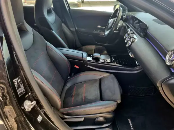 Mercedes-Benz A 180 2019 - 22900 EUR, 139000 km - AUTO.MOTO.pt - 139000km - foto 11 de 15