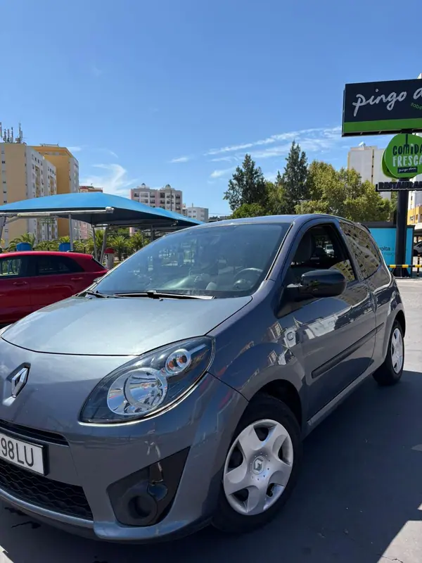Renault Twingo 2011 — foto 2 de 9