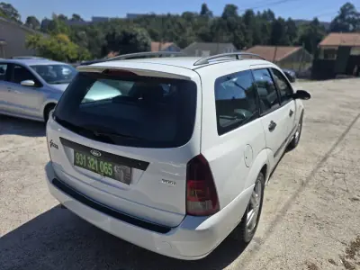 Ford Focus SW 2004 - 2750 EUR, 255000 km - 255000km - foto 3 de 12