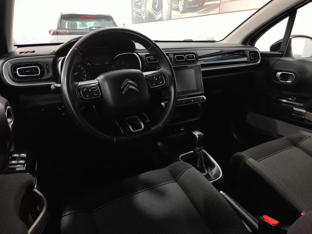 Citroën C3 2017 - 10990 EUR, 99000 km - AUTO.MOTO.pt - 99000km - foto 39 de 58