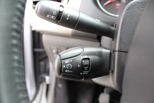 Citroën C-Elysée 2019 - 9750 EUR, 118000 km - AUTO.MOTO.pt - 118000km - foto 19 de 21