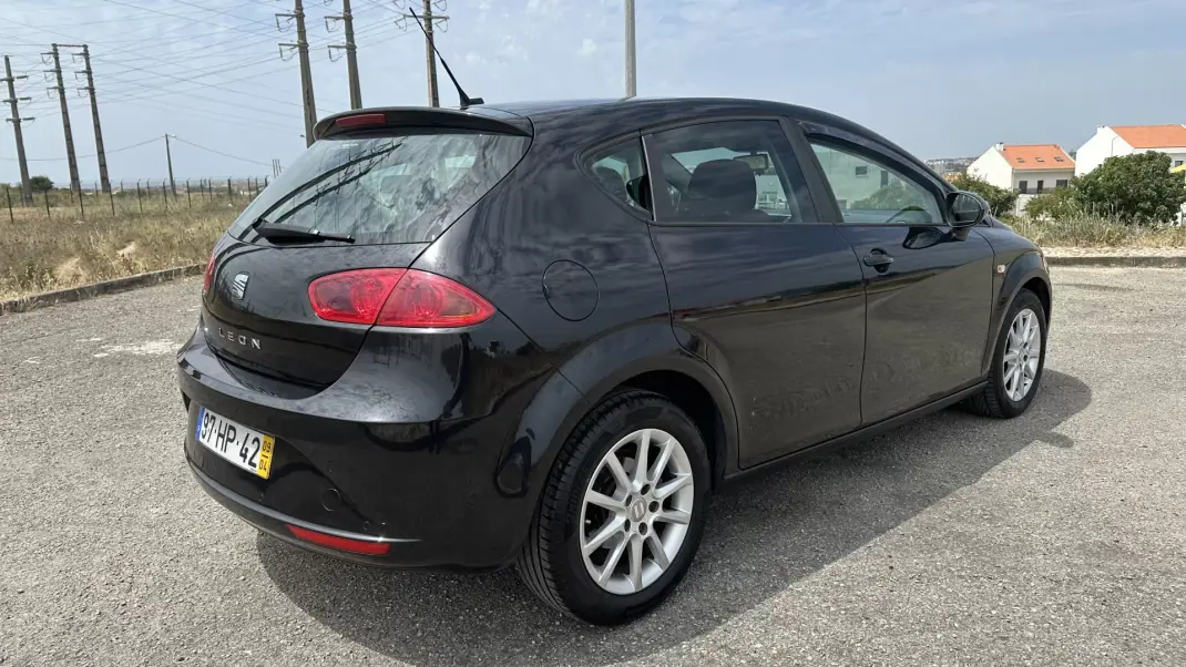 SEAT Leon 2009 - 6900 EUR, 250000 km - 250000km - foto 7 de 30