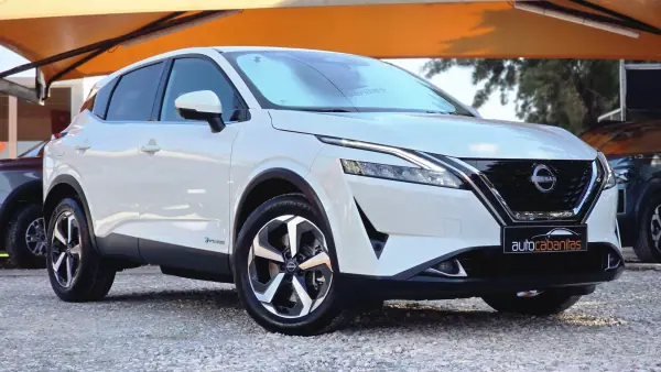 Nissan Qashqai 2024 - 26950 EUR, 70300 km - AUTO.MOTO.pt - 70300km - foto 2 de 22