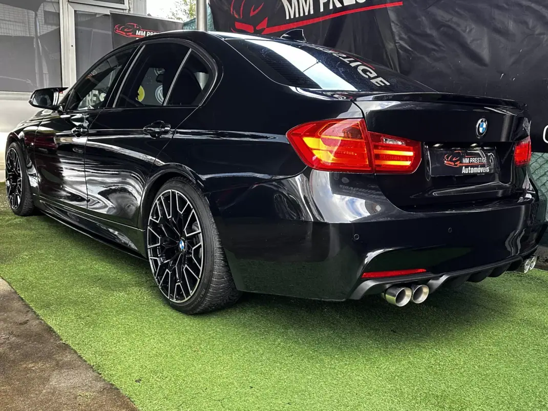 BMW 318 2014 - 18750 EUR, 237000 km - AUTO.MOTO.pt - 237000km - foto 20 de 40