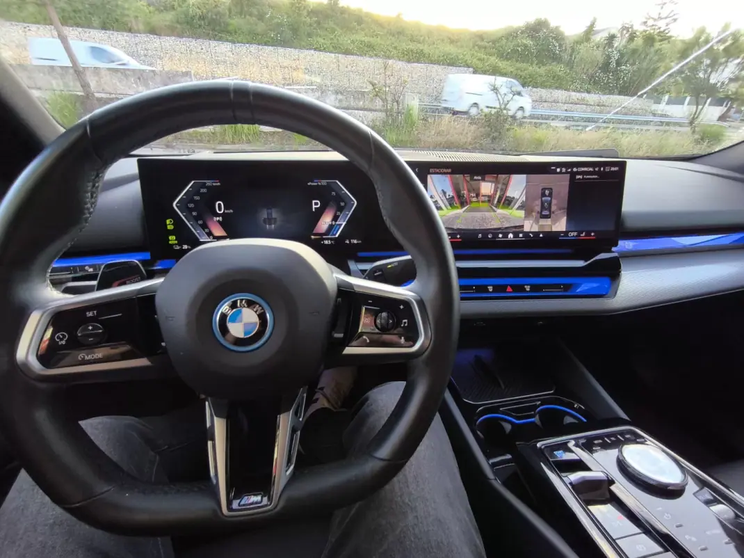 BMW i5 2024 - 54900 EUR, 49000 km - AUTO.MOTO.pt - 49000km - foto 14 de 14