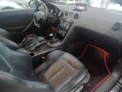 Peugeot RCZ 2010 - 13480 EUR, 102545 km - AUTO.MOTO.pt - 102545km - foto 22 de 37