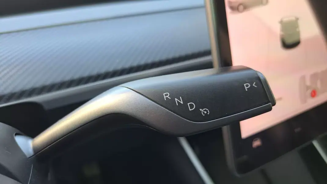 Tesla Model 3 2019 - 22500 EUR, 113000 km - 113000km - foto 43 de 53