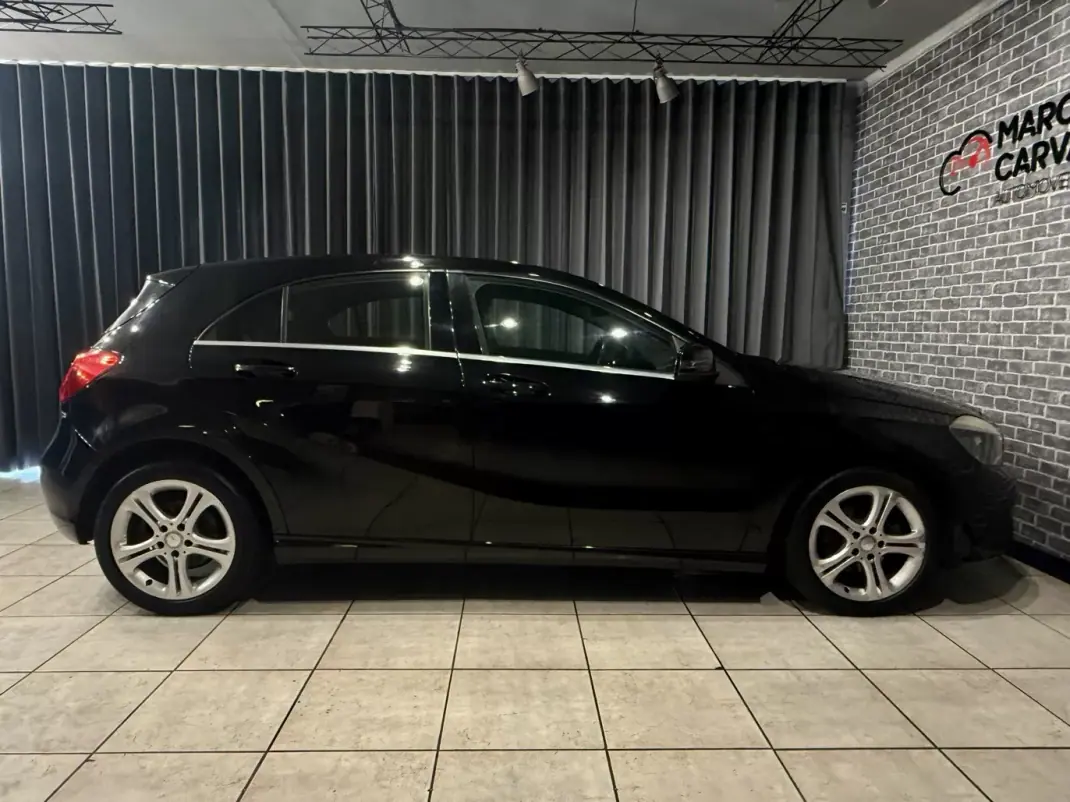 Mercedes-Benz A 180 2014 - 12990 EUR, 290000 km - AUTO.MOTO.pt - 290000km - foto 6 de 15
